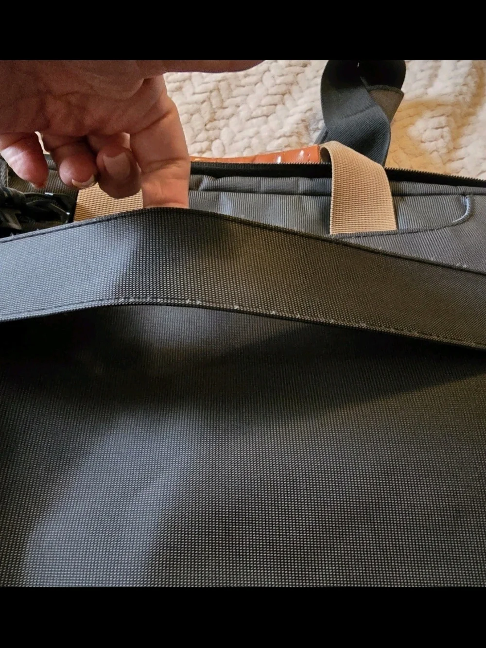 Lacdo padded nylon 14 in laptop shoulder/messenger bag, black/gray/brown